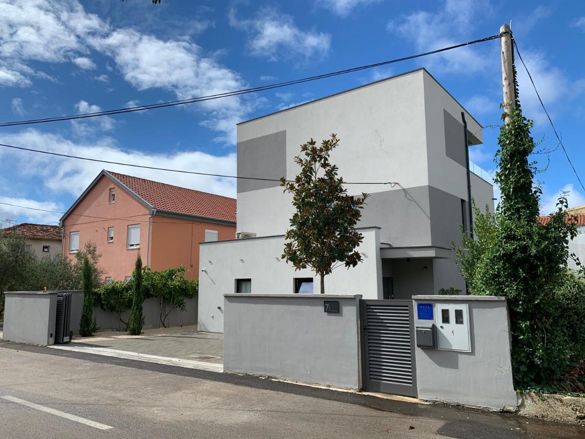 Villa Omnia Zadar Exterior photo