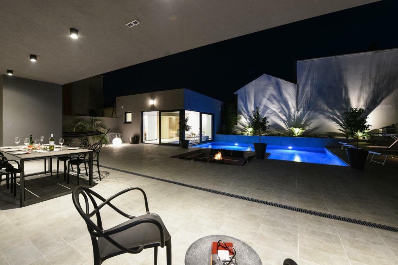Villa Omnia Zadar Exterior photo